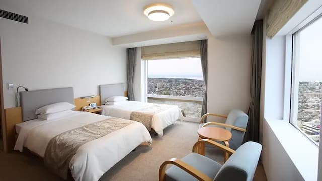 Corner deluxe twin 35 square meters (example)