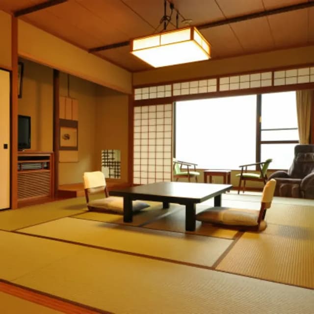 越後湯澤湯元 卵之湯 雪國之宿 高半｜越後湯澤站開車5分/自行車租借-南館4樓 山景相連和室【不挑房】-3