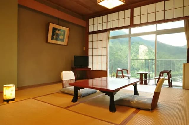 越後湯澤湯元 卵之湯 雪國之宿 高半｜越後湯澤站開車5分/自行車租借-東館 一般樓層山景和室【不挑房】-1
