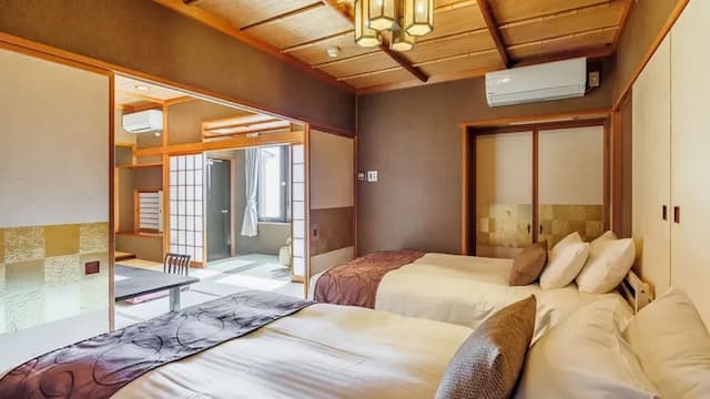 ▲ Premier Suite with open-air bath, bedroom