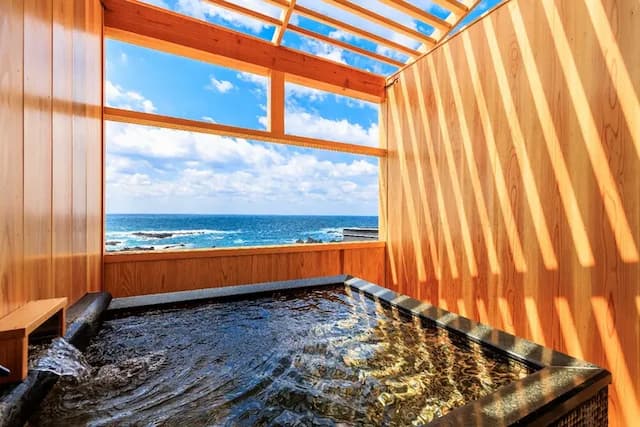 Hatsune open-air bath