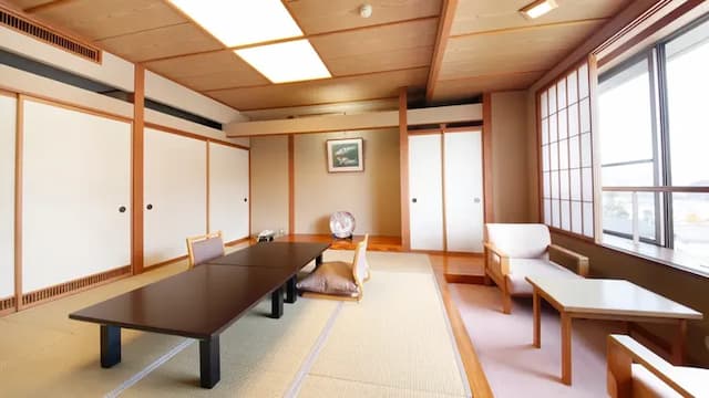 10 tatami Japanese-style room