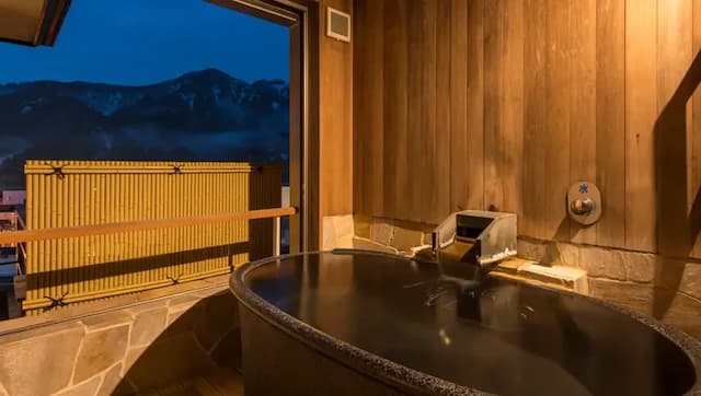 Echigoyuzawa Onsen Shosenkaku Kagetsu-‟Sara” Guest Room with Semi Open-air Bath 47㎡-3