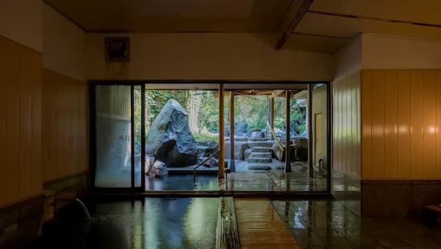 Echigoyuzawa Onsen Shosenkaku Kagetsu-‟Sara” Guest Room with Semi Open-air Bath 47㎡-5