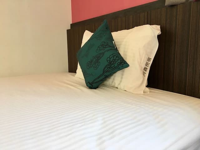 A Xin Homestay-Pink-7