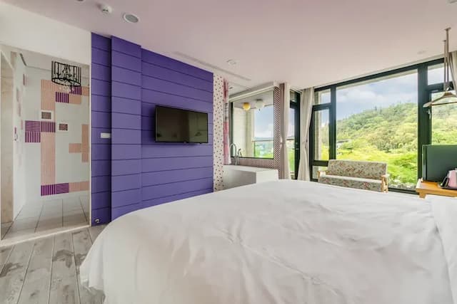 Han- Yan Design Hotel-Deluxe Double Room with Balcony-8