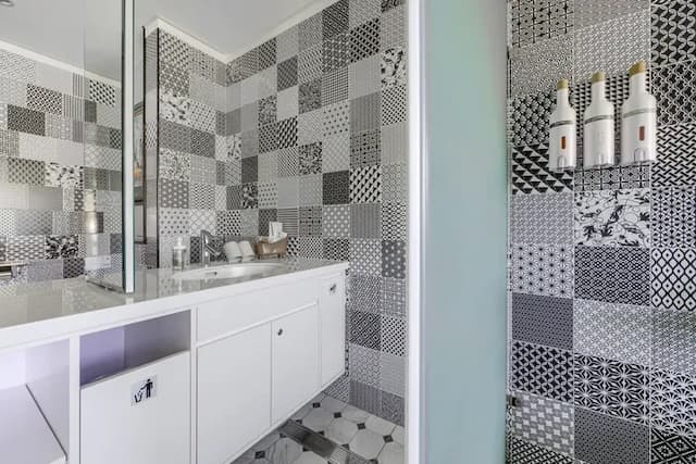 Han- Yan Design Hotel-Deluxe Double Room with Balcony-5