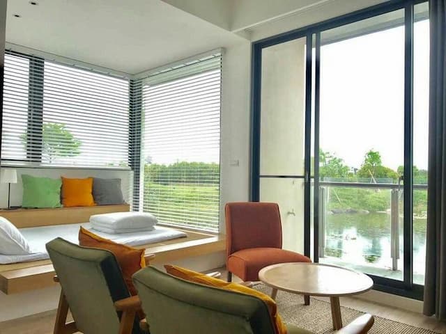 Tall House-River View Suite-1