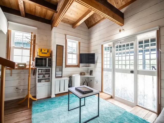 距海灘僅1分鐘！泳池直連/免費停車/複式4棟＋2室一廳1棟/Max21人-4棟複式＋1棟2室1廳 可容納21人(共5棟)-4