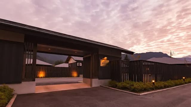 森之風立山飯店｜立山站開車7分/方便至立山黑部-別邸附露天浴池房｜四季彩「伽羅・杜若」【不挑房】-6