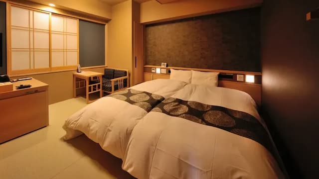 富山剱之湯 御宿野乃｜富山站徒步15分/富山城址公園徒步4分-好萊塢雙床房｜附檜木浴池【不挑房】-2