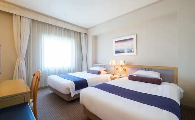 高岡新大谷飯店｜高岡站徒歩5分/高岡古城公園徒歩10分-豪華雙床房【不挑房】-1