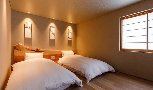 Hotel Rashiku Kanazawa-Deluxe Twin Room-4