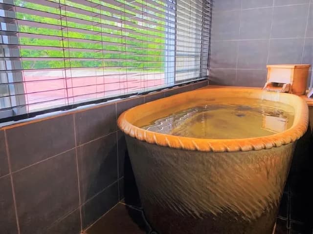 [Japanese modern Jr suite] 40 square meters + private terrace 6 square meters, cypress open-air bath