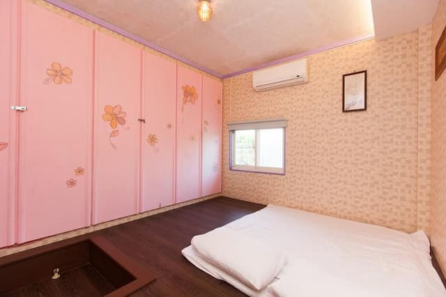 512 huts homestay-Double Room-1