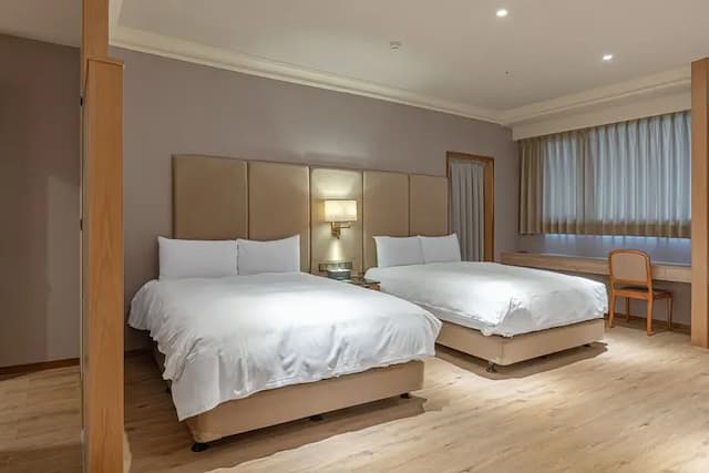 雀客藏居台南永康｜多項親子設施、鄰近火車站-藏居親子六人套房(連通房)-1