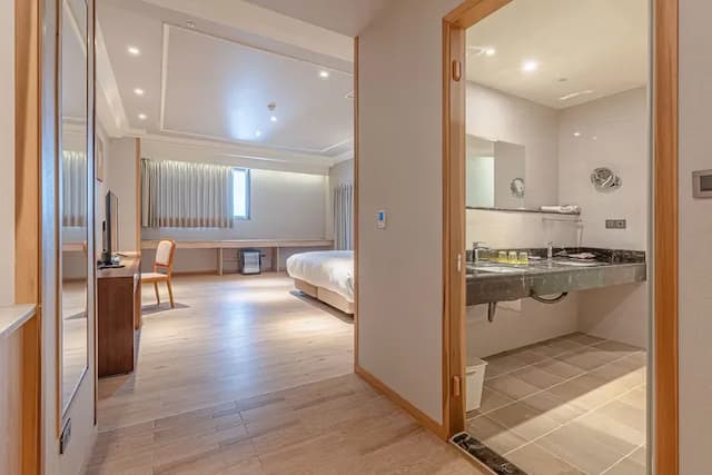 雀客藏居台南永康｜多項親子設施、鄰近火車站-藏居親子六人套房(連通房)-6