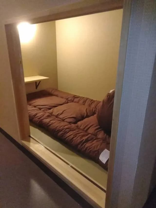 Male-Only Dormitory in Ishigaki Island with Free Sauna/New Ishigaki Airport 25min by car-One bed space (men only)-2