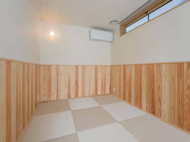 【寝室 小上がり】畳敷きの小上がりには敷布団2組が利用可