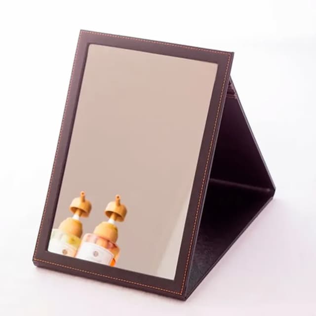 Folding mirror
