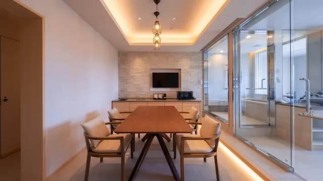 Olivean小豆島 夕陽之丘飯店 | 方便至妖怪美術館1號館-【行政樓層】露台套房 附景觀浴室【不挑房】-1