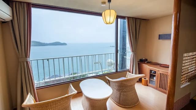 Ocean view Japanese style room 10 tatami mats