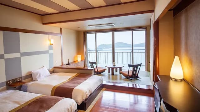 Superb ocean view DX Japanese-Western style room