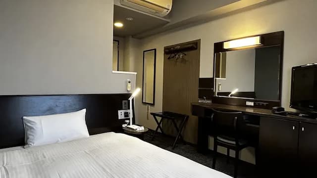 丸龜ROUTE-INN飯店 | 丸龜站開車約5分鐘-舒適單人房【不挑房】-1