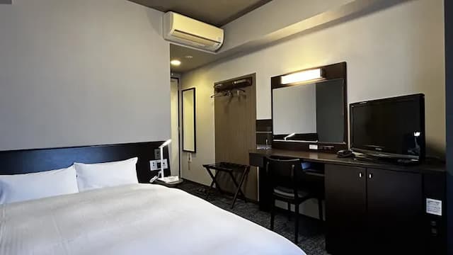 丸龜ROUTE-INN飯店 | 丸龜站開車約5分鐘-小雙人房【不挑房】-1