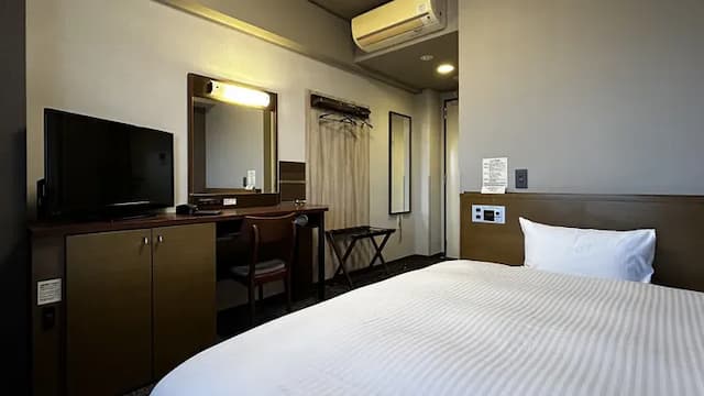 丸龜ROUTE-INN飯店 | 丸龜站開車約5分鐘-單人房【不挑房】-1