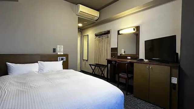 丸龜ROUTE-INN飯店 | 丸龜站開車約5分鐘-小雙人房【不挑房】-1