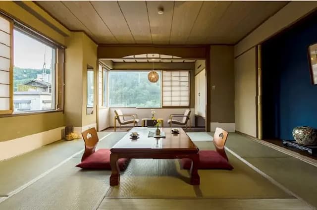 高見屋山川旅館｜米澤車站接駁/溫泉浴場/品嘗米澤牛-本館：和室｜10張榻榻米、附淋浴間【不挑房】-1