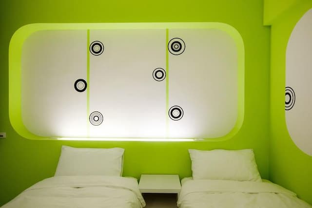 KeyInn Space-Standard Twin Room-6