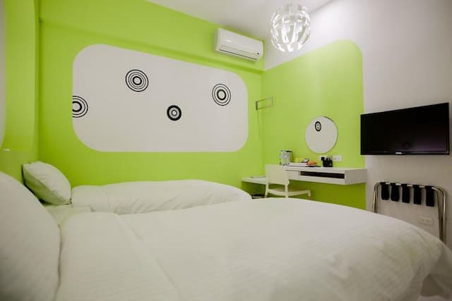 KeyInn Space-Standard Twin Room-2