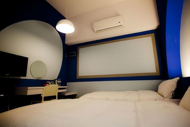 KeyInn Space-Standard Twin Room-5