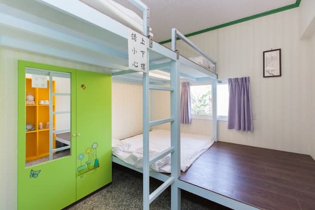 512 huts homestay-Eight-person Room (Hirse)-2