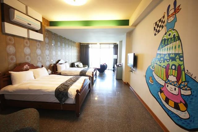 浪花一朵朵民宿 | 可选购海景房型-Ocaen view room l Golden Age Quadruple Room-7