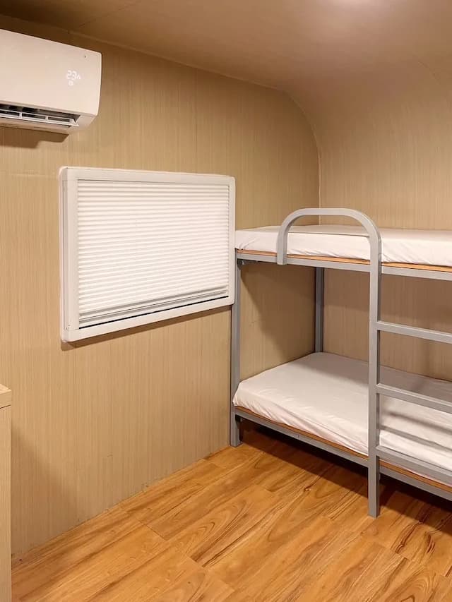 鷗漫景觀農場｜新上架！懶人帳、露營車-【露營車】M區｜四人露營拖車-7