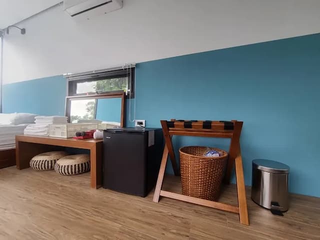 鷗漫景觀農場｜新上架！懶人帳、露營車-【露營屋】M區｜四人景觀山屋-4