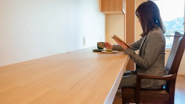 [Tensei Hollywood Twin] Businessmen are also happy! The desk width is 64 cm, so you can work in your room ♪