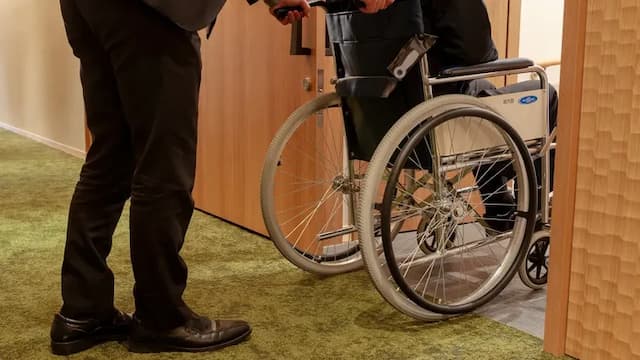 [Tensei Barrier-Free Special Room] The entrance is a sliding door type, and the door width is 100 cm, which is designed for wheelchair access.