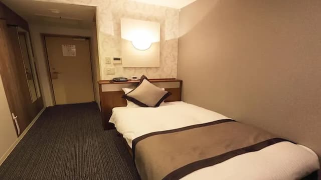 高知 Area One 飯店 | 高知站徒步7分鐘-小雙人房【不挑房】-1