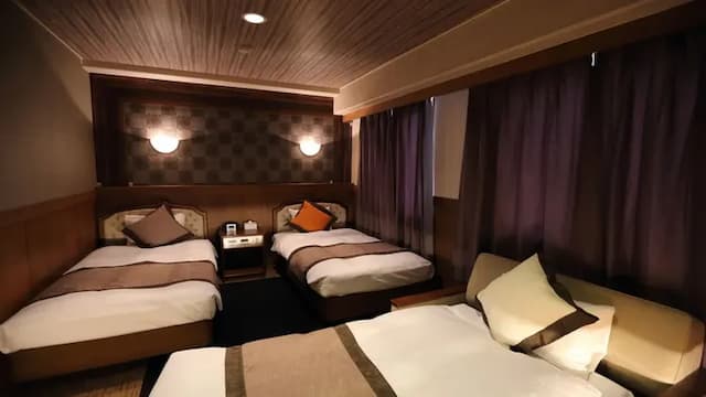 高知 Area One 飯店 | 高知站徒步7分鐘-三人房【不挑房】-1