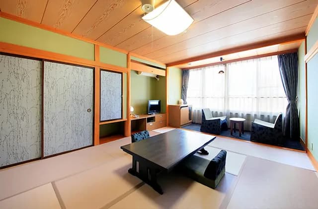 鬼怒川溫泉丸京旅館｜鬼怒川溫泉站徒步3分/大浴場/日光東照宮開車40分-〈木〉和室｜10張榻榻米【不挑房間】-1
