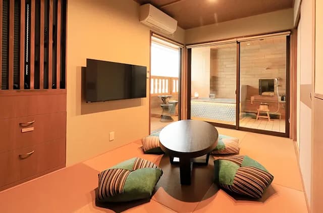 鬼怒川溫泉丸京旅館｜鬼怒川溫泉站徒步3分/大浴場/日光東照宮開車40分-〈瑠璃〉和洋室雙床房｜溫泉露天風呂、電動床【不挑房間】-3