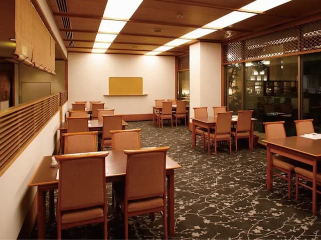 新近江飯店｜JR近江八幡車站徒步２分／日牟礼八幡宮搭車20分/水郷遊船開車15分-標準雙人房【不挑房】-4