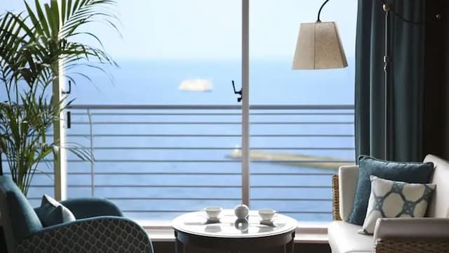 Club lounge evening image