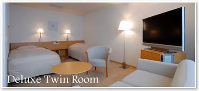 Hotel Landmark Wakayama-Deluxe Twin Room-1