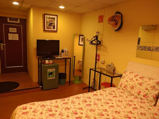 三隻老虎青年旅店-標準雙人房-8