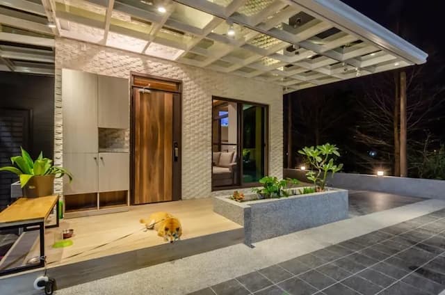 山拾日光｜10~18人包棟｜寵物友善、電動麻將、KTV、烤肉-18人包棟｜雙人房*1.四人房*1.六人房*2-6